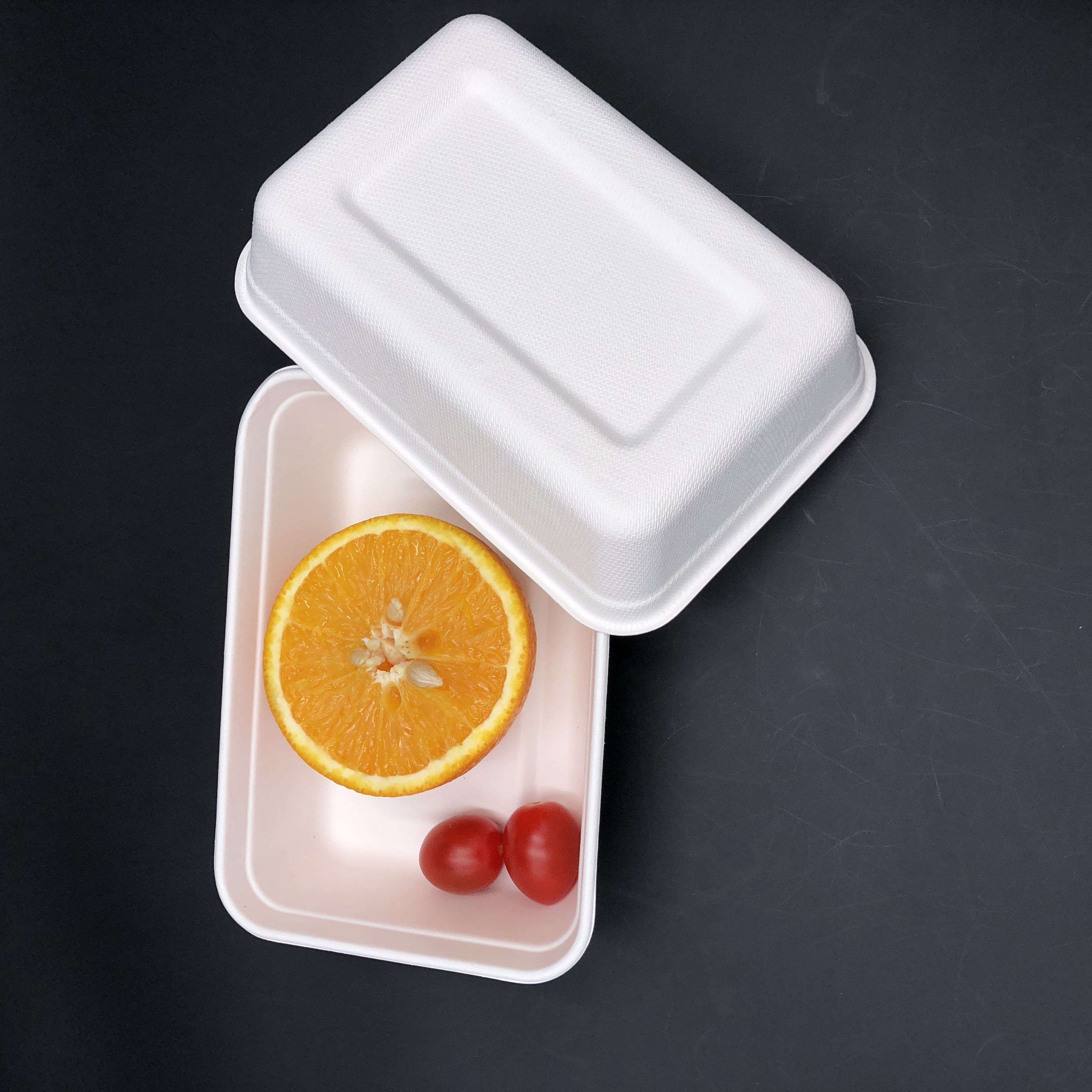 Bandeja 100% biodegradable con tapa